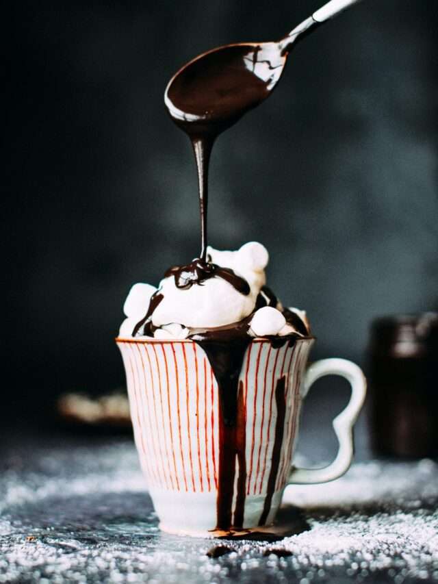 30 Last-Minute Holiday Bakes You Can Make in 30 Minutes